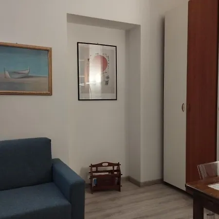 Apartment Mantellini 2b